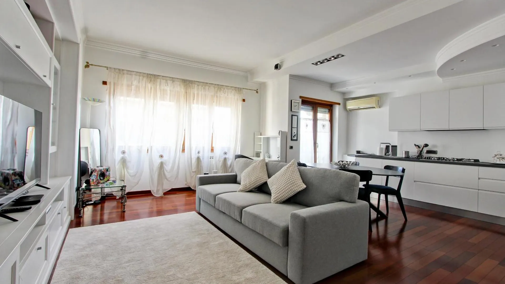 Cherry In Rome Apartment